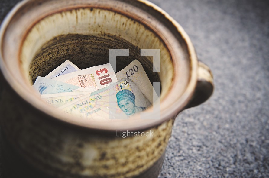 money in a pot 