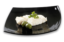 Fillet of cod with olives and parsley