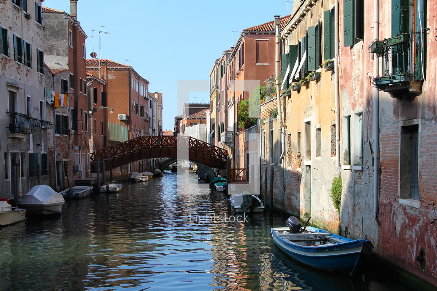 bridge over canal in Venice 