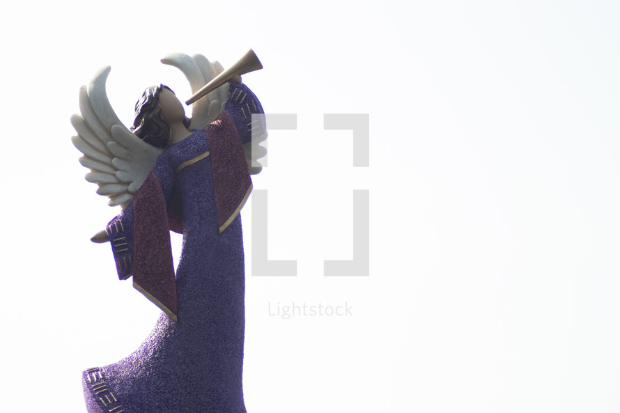 angel figurine 