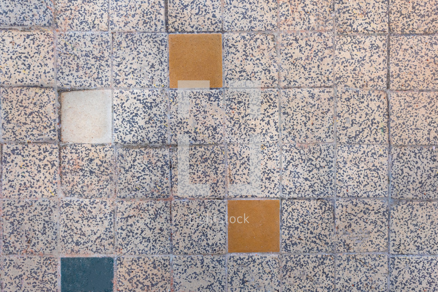 square tile pattern 