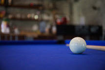 q-ball on a pool table 