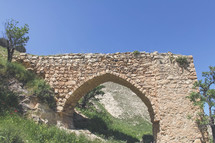 stone arch ruins 