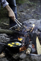 cooking breakfast while camping 