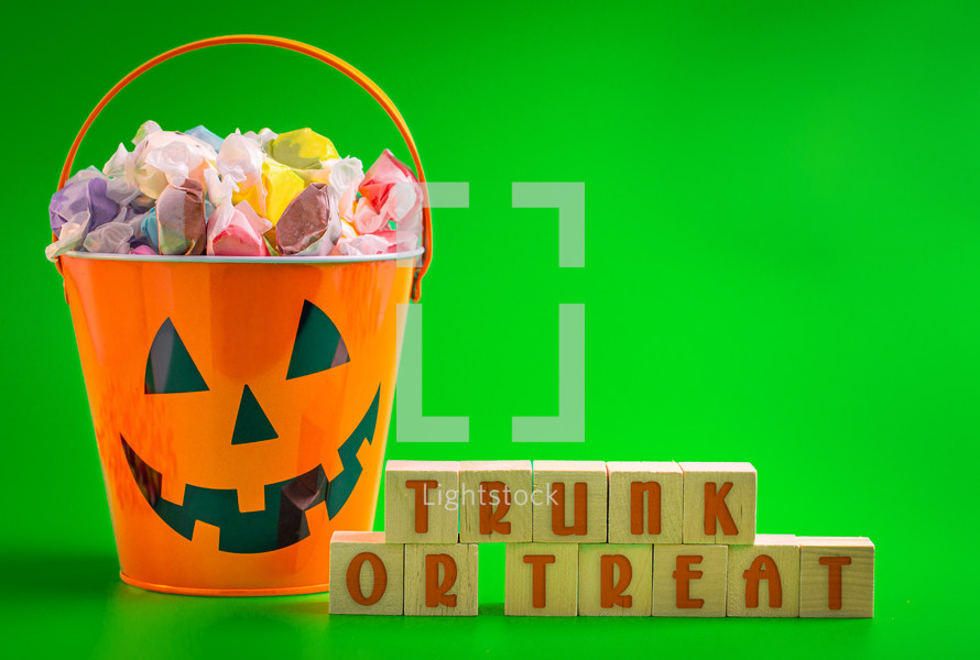 Trunk or Treat Sign with a Bucket of Candy