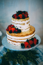 berries on a cake 