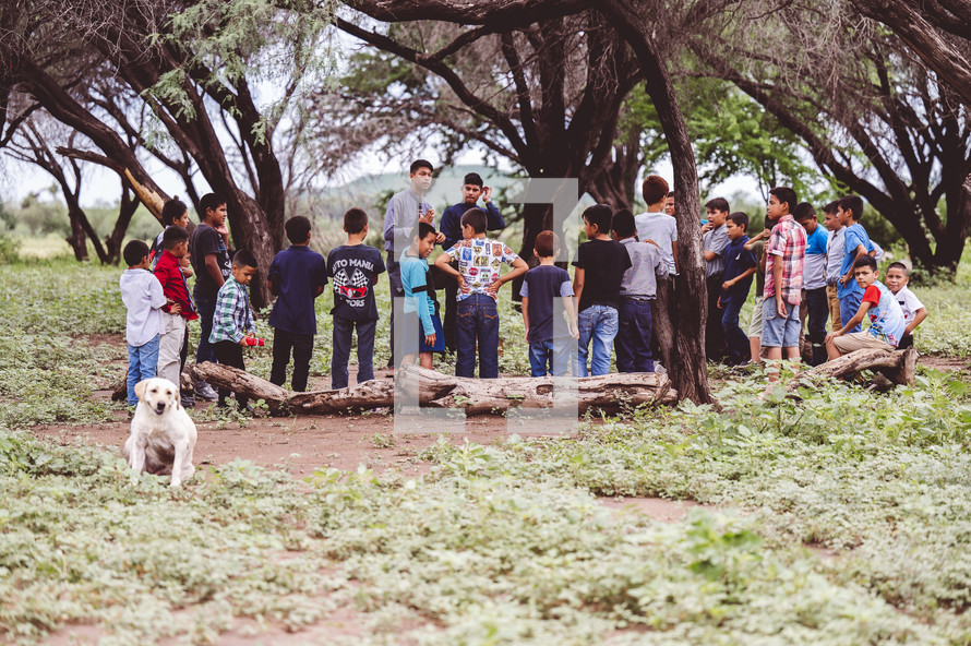 kids at an outdoor worship service in Mexico 