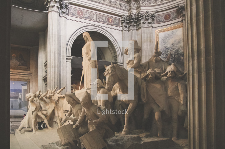 statues in the Pantheon in Paris 