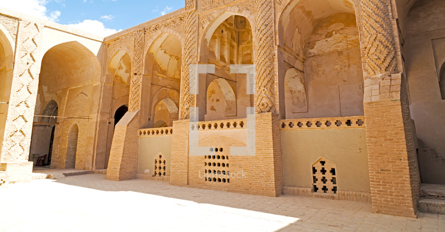 mosque courtyard in Iran 