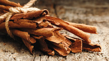 Aromatic sticks of fine cinnamon