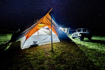 tent and campsite in Honduras 