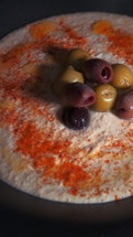 Video of the hummus in the plate