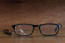 broken reading glasses 