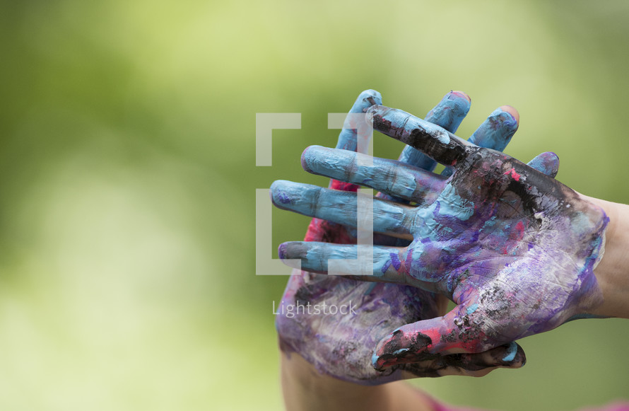 paint on hands 