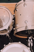 glittery drums 