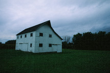 barn on a farm 