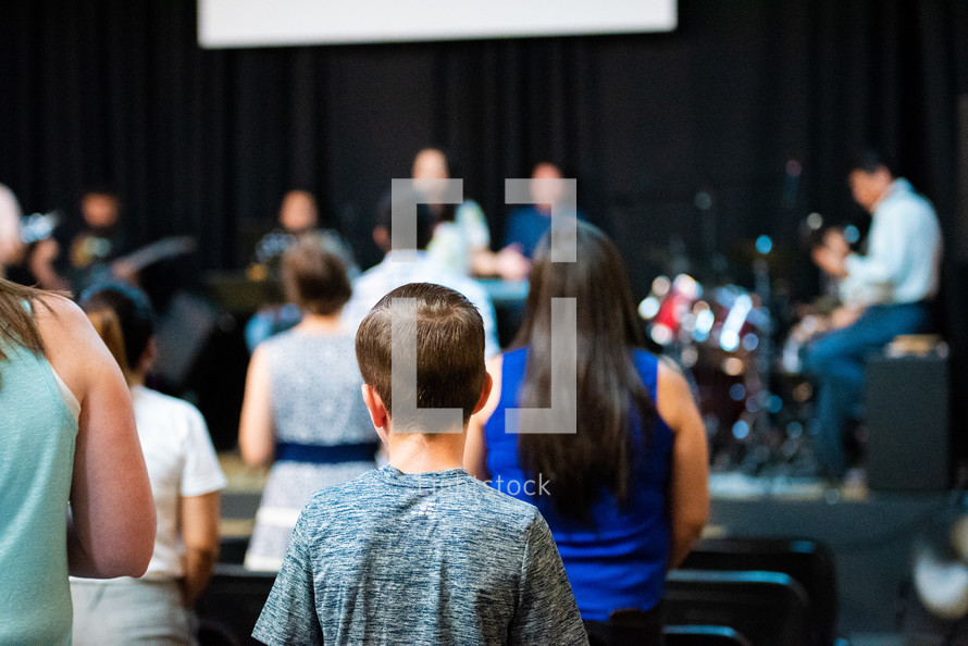 kids during a worship service 