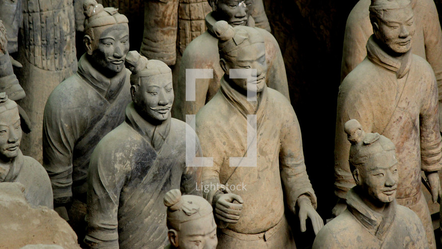 Terra cotta statues of Chinese warriors.