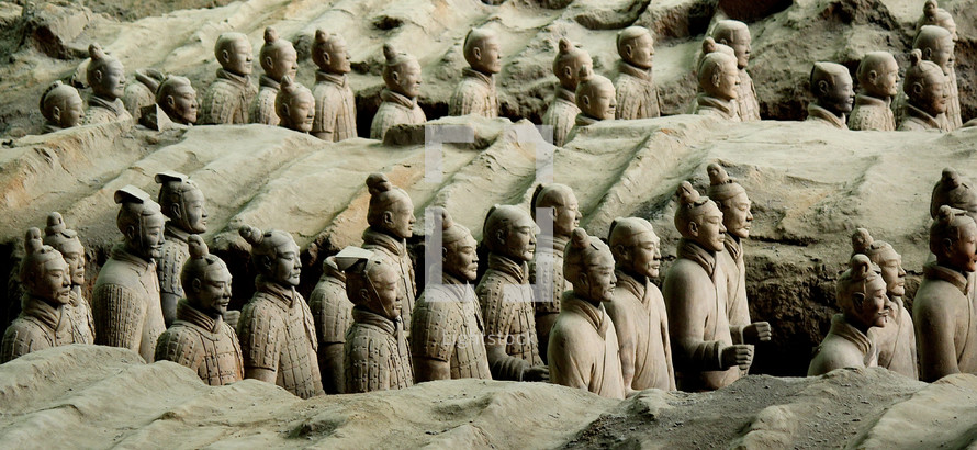Ancient terra cotta statues of Chinese warriors.