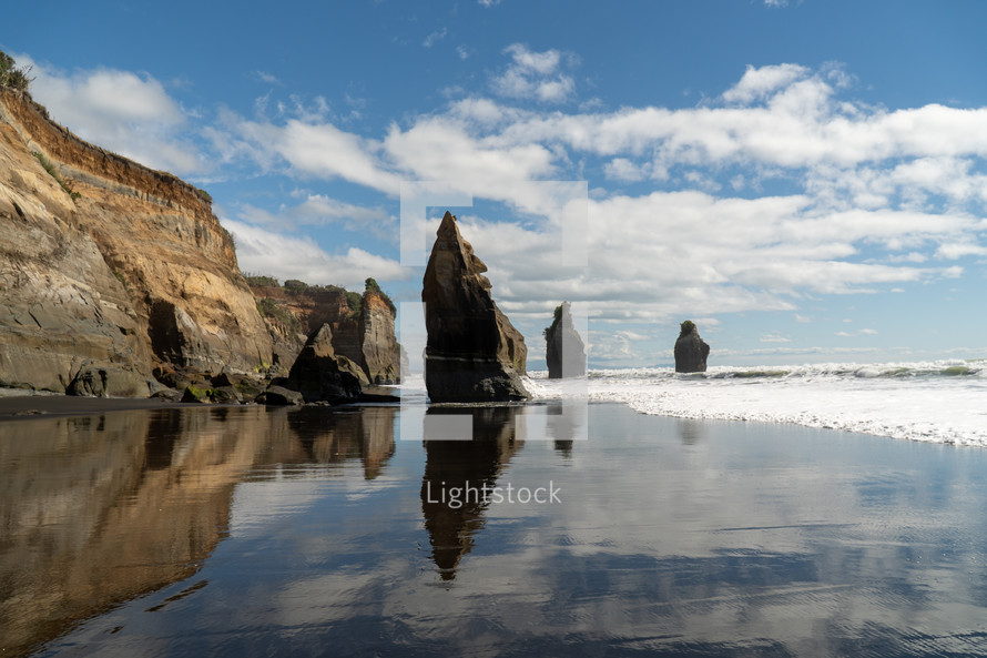 Three Sisters Beach in New Zealand 