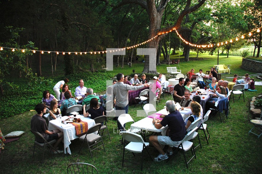outdoor banquet 