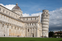 leaning tower of Pisa 