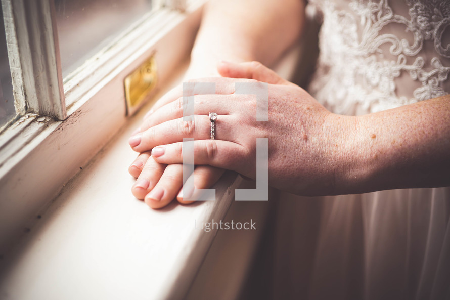 engagement ring on the hand of a bride 