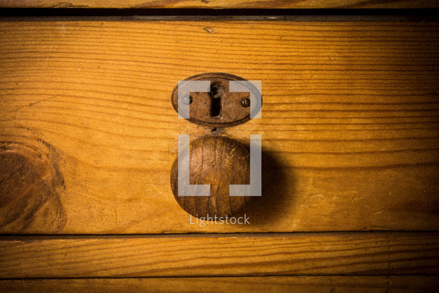 key hole and knob