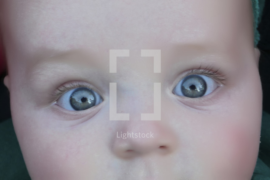 eyes of an infant 