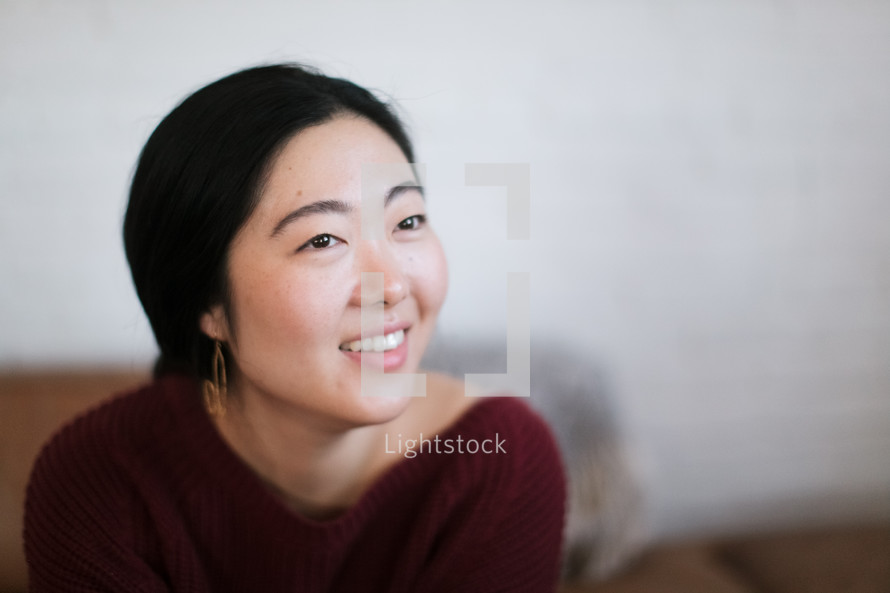 headshot of an Asian woman 