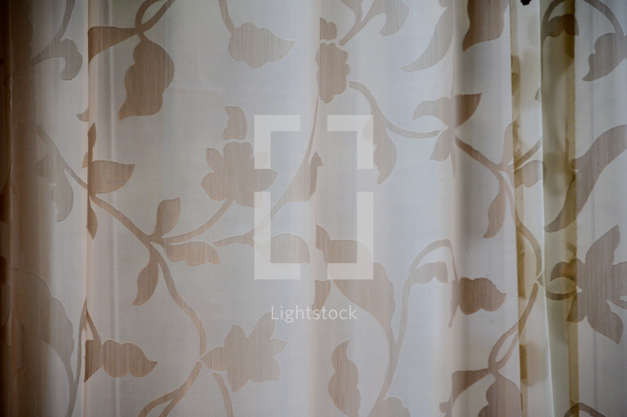 floral curtains 