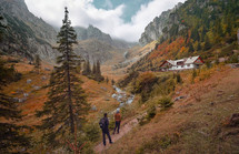 Malaiesti Chalet And Valley On A Autumn Day In Bucegi Mountains