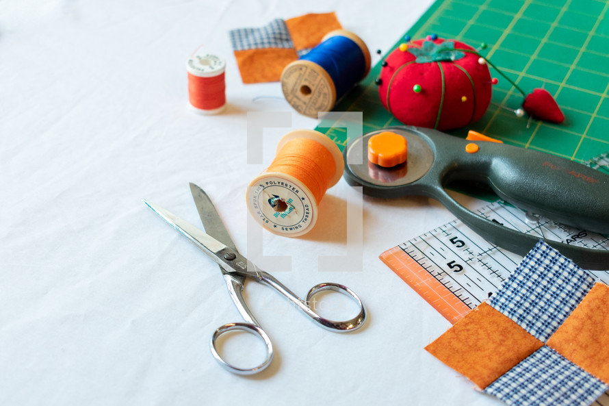 seamstress tools 