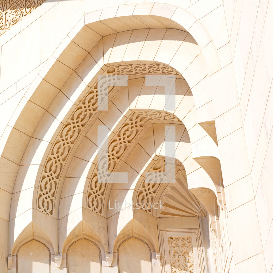 arches on a mosque in Oman 