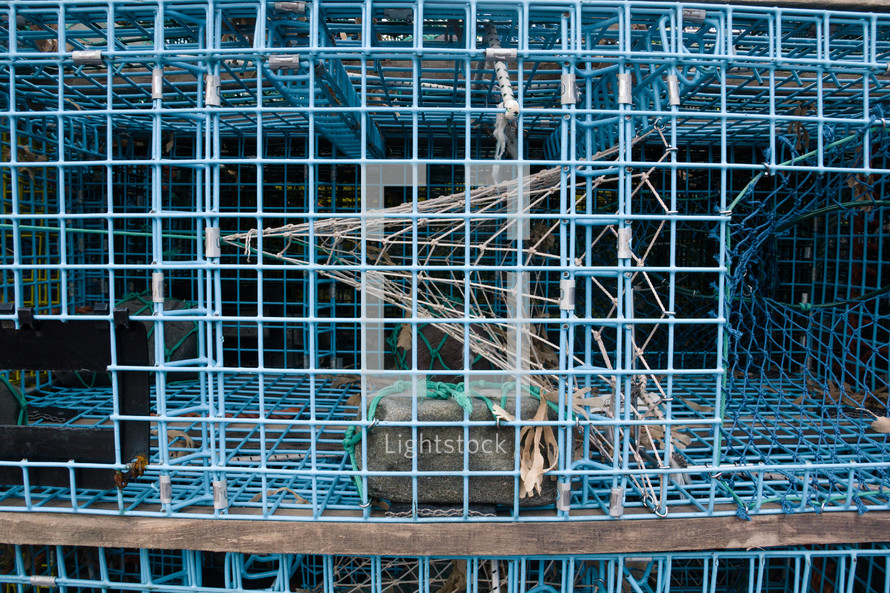 net and cage, fishing gear 