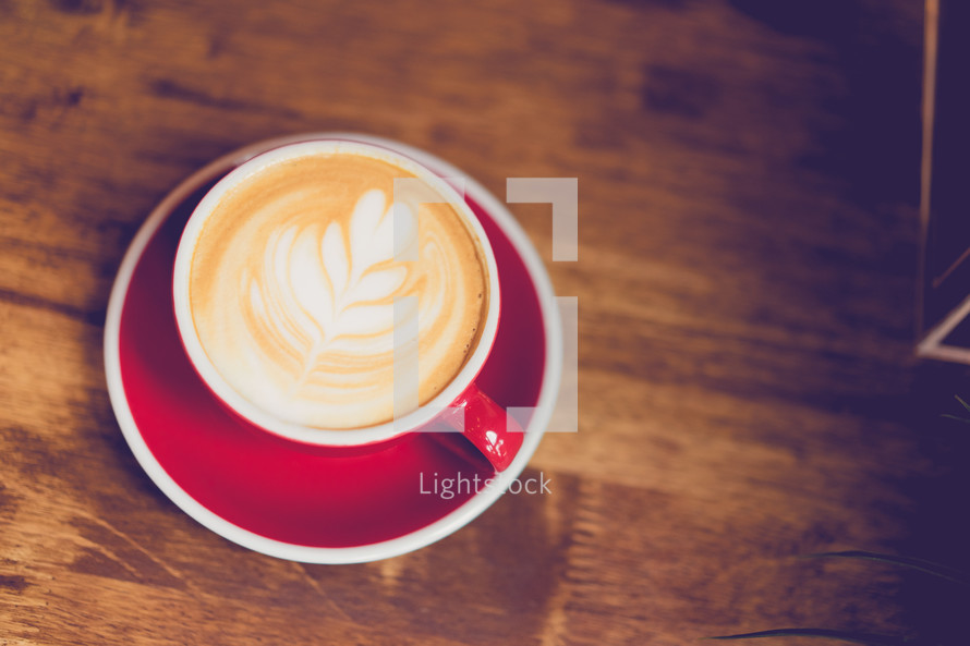 leaf shape in a latte 
