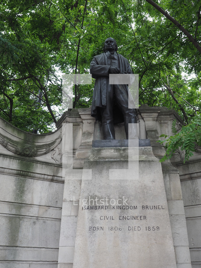 LONDON, UK - CIRCA JUNE 2017: Monumento to Engineer Isambard Kingdom Brunel