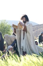 Jesus feeds the five thousand 