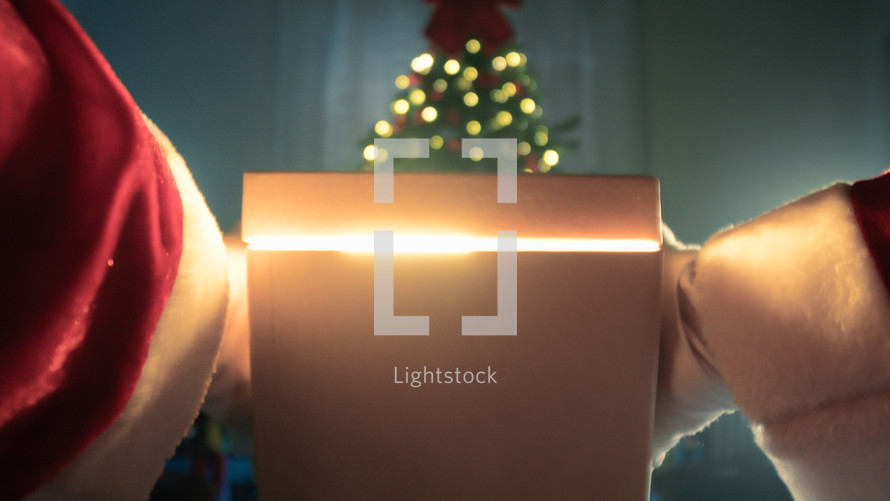 Light pulsing from inside a Christmas present 