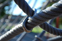 hook connecting two ropes