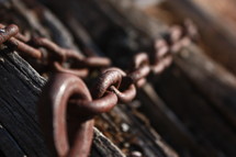 rusty chain 