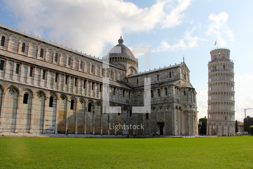 the Pisa Cathedral and the leaning tower of Pisa