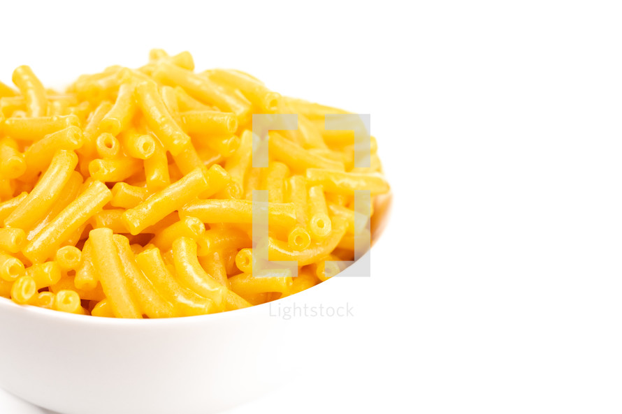 bowl of macaroni and cheese 