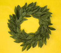 green leaves wreath 
