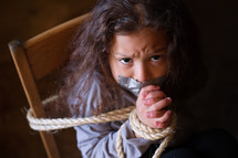 kidnapped child praying