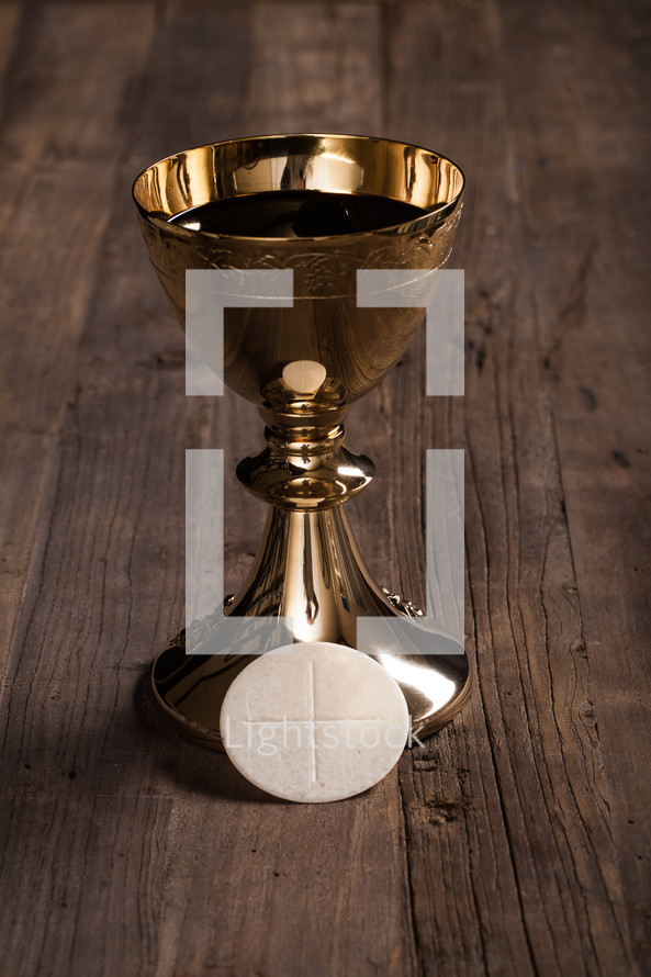 chalice and host at eucharist 