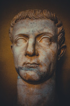 marble head statue 