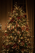 a decorated Christmas tree 