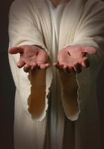 wounds on the hands of Christ