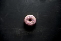sprinkled donut 